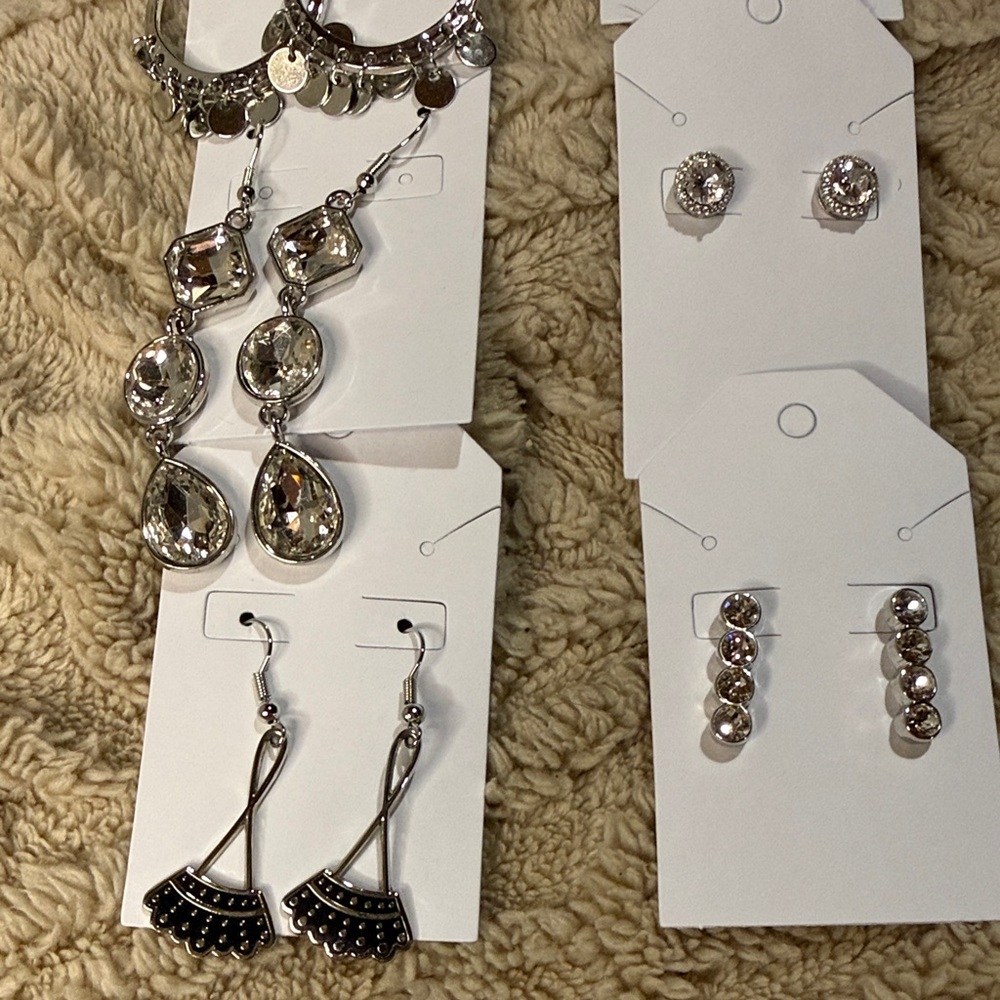Lot of 6 Earrings Silver Jewelry - Picture 3 of 3